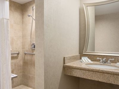 Hilton Garden Toledo / 3* Perrysburg