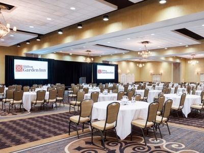 Hilton Garden Toledo / 3* Perrysburg